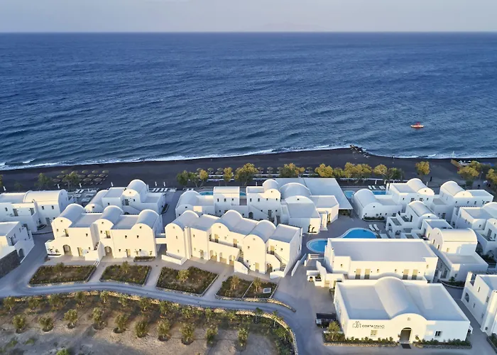 Costa Grand & Kamári