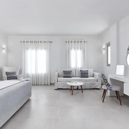 Costa Grand & 5* Kamari (Santorini)