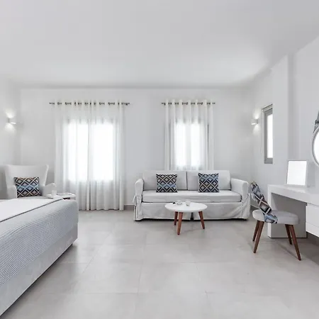 Costa Grand & 5* Kamari (Santorini)