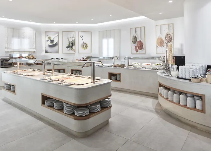 Resort Costa Grand & 5*