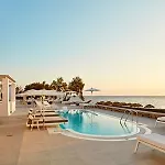 Costa Grand & 5* Kamári