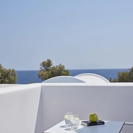 Resort Costa Grand & Kamári