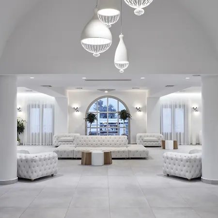 منتجع وسبا كوستا غراند