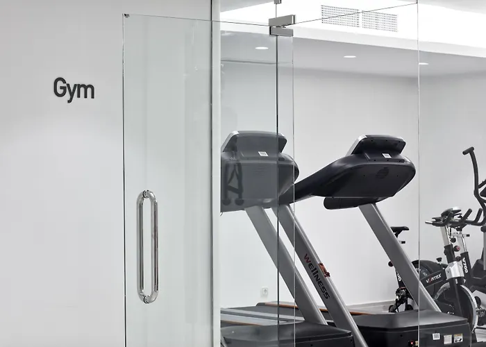 Costa Grand & Kamári