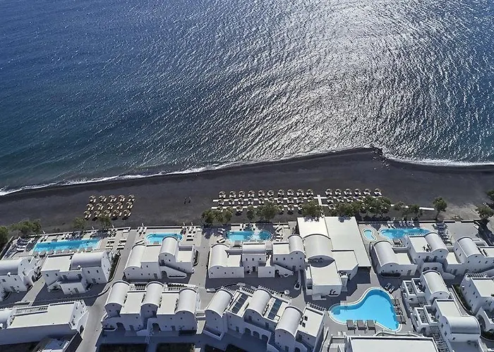 Costa Grand & Kamári