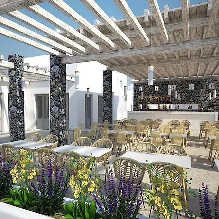 Costa Grand & 5* Kamari (Santorini)